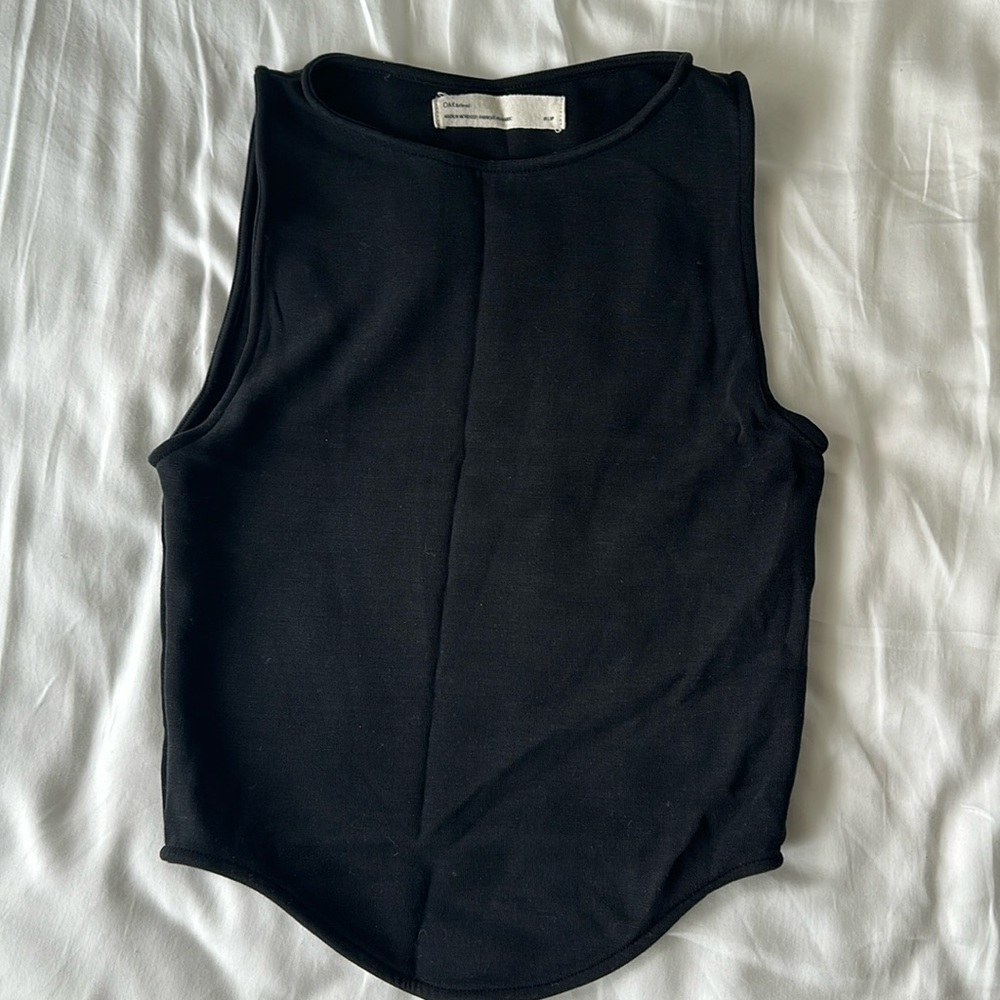 Oak refined tank top